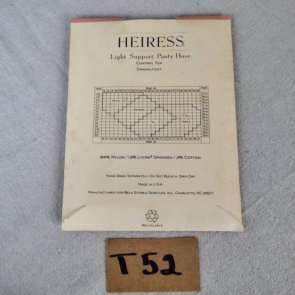 NWT Womens Tall Heiress Light Support Pantyhose Evening Sand Nude Vintage 90s